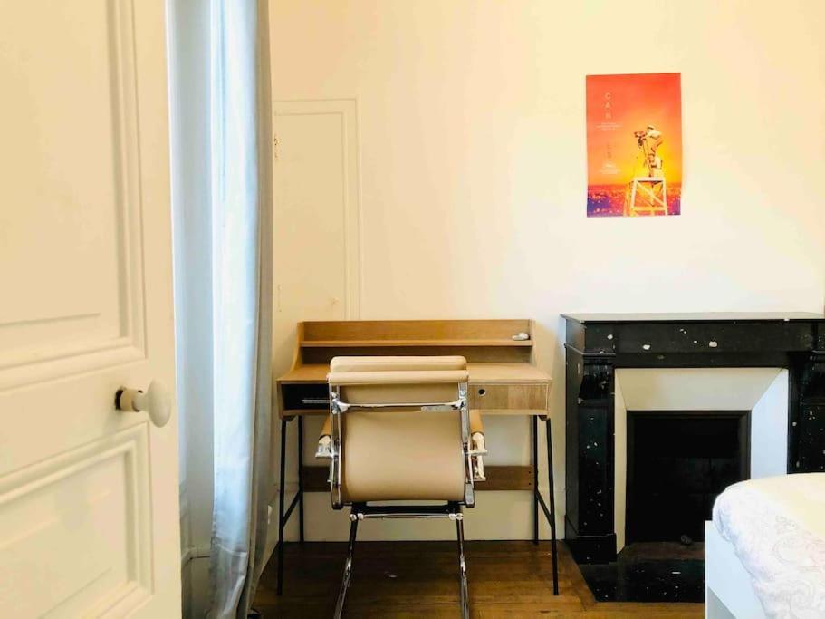Charmant Appartement Entier A Montmartre Pour 4 Parigi Esterno foto